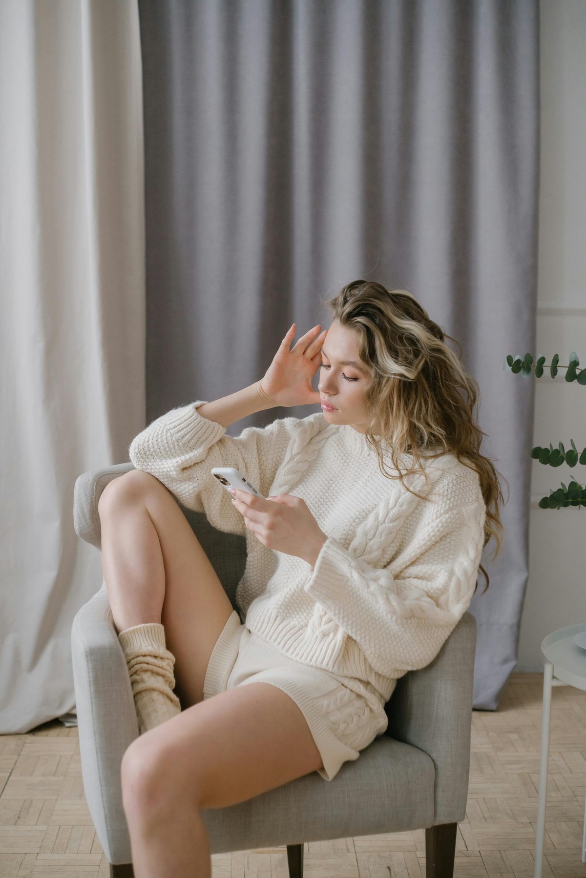 Consumer overwhelmed by digital noise